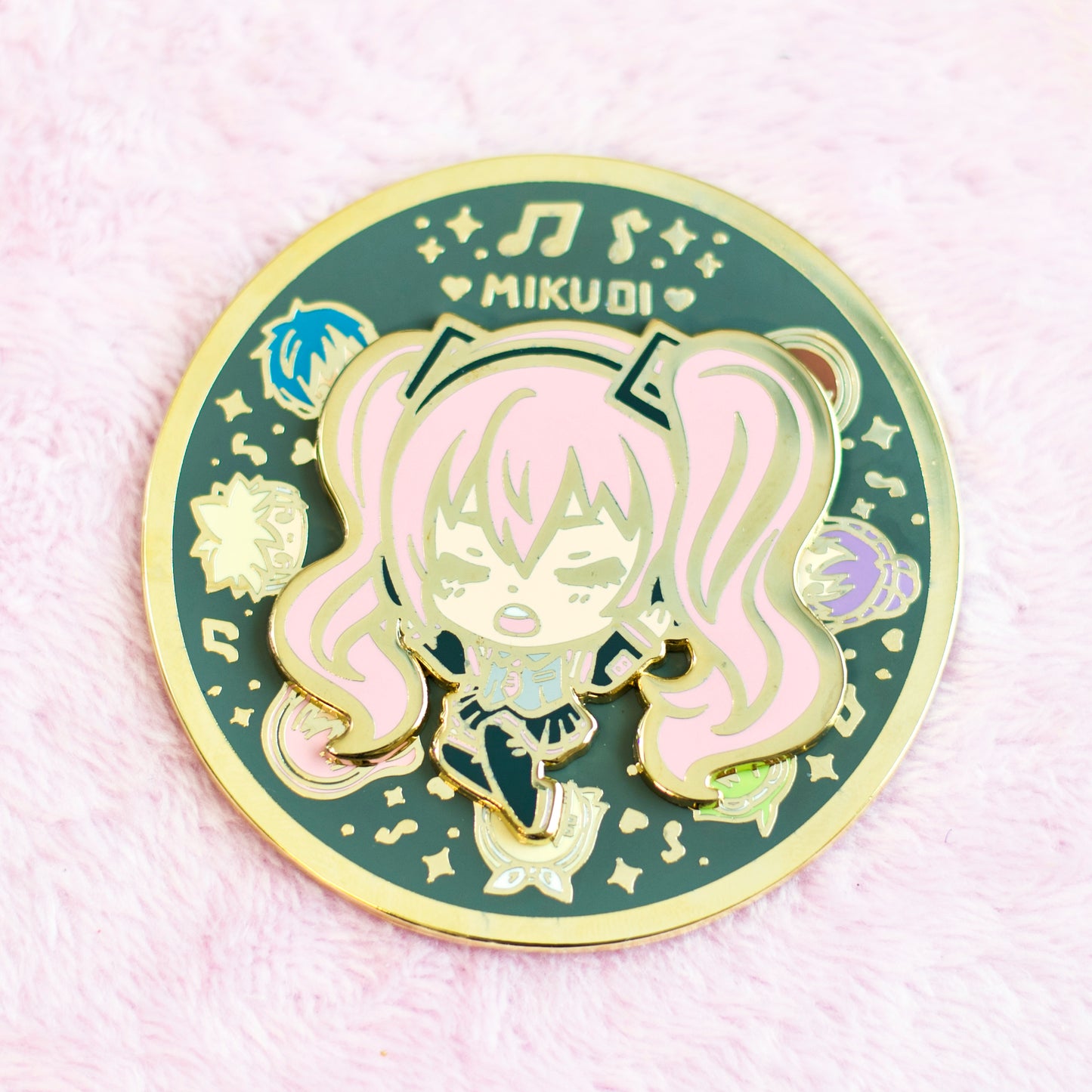 Miku Spinning Pin