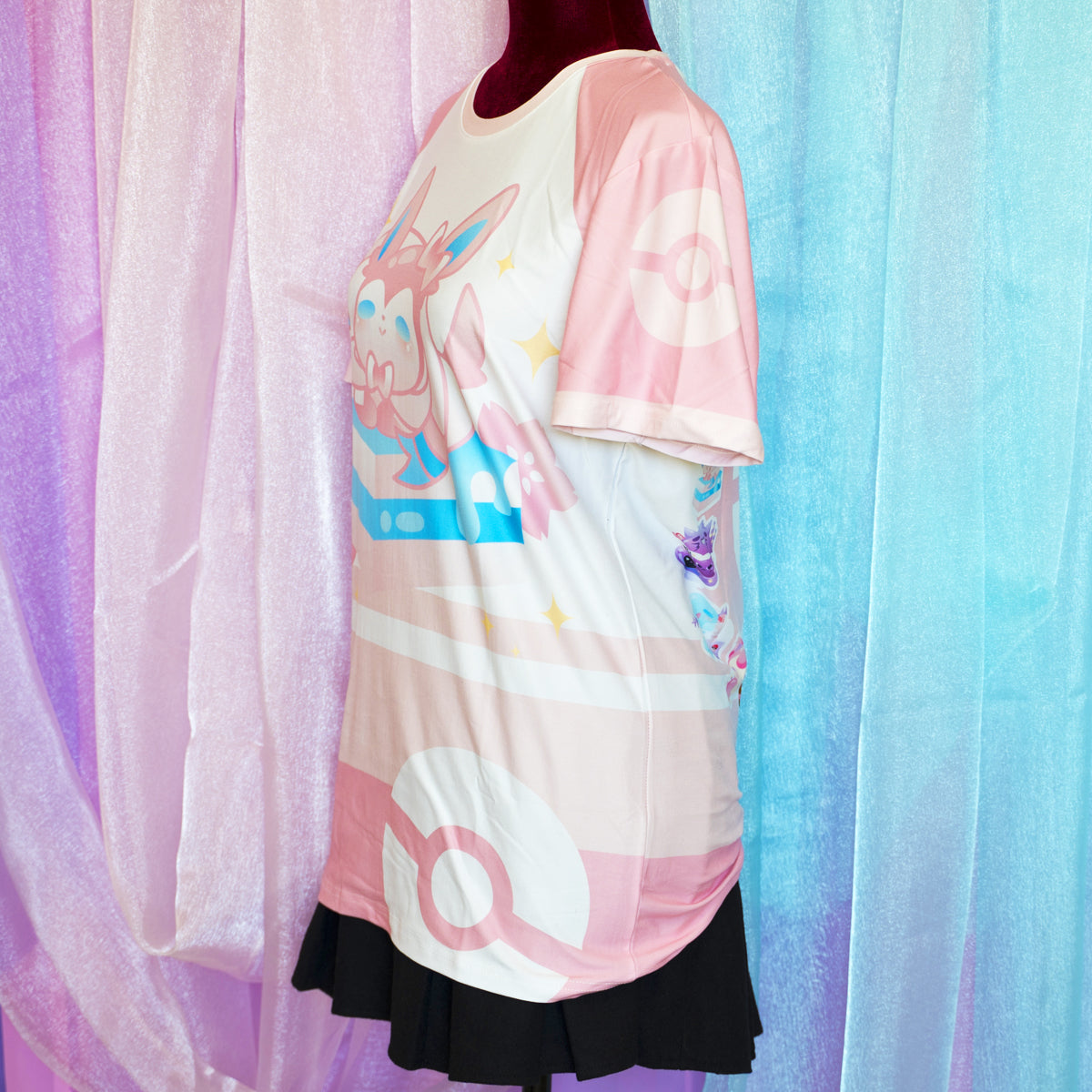 Sylveon Sakura Cake - T-shirt